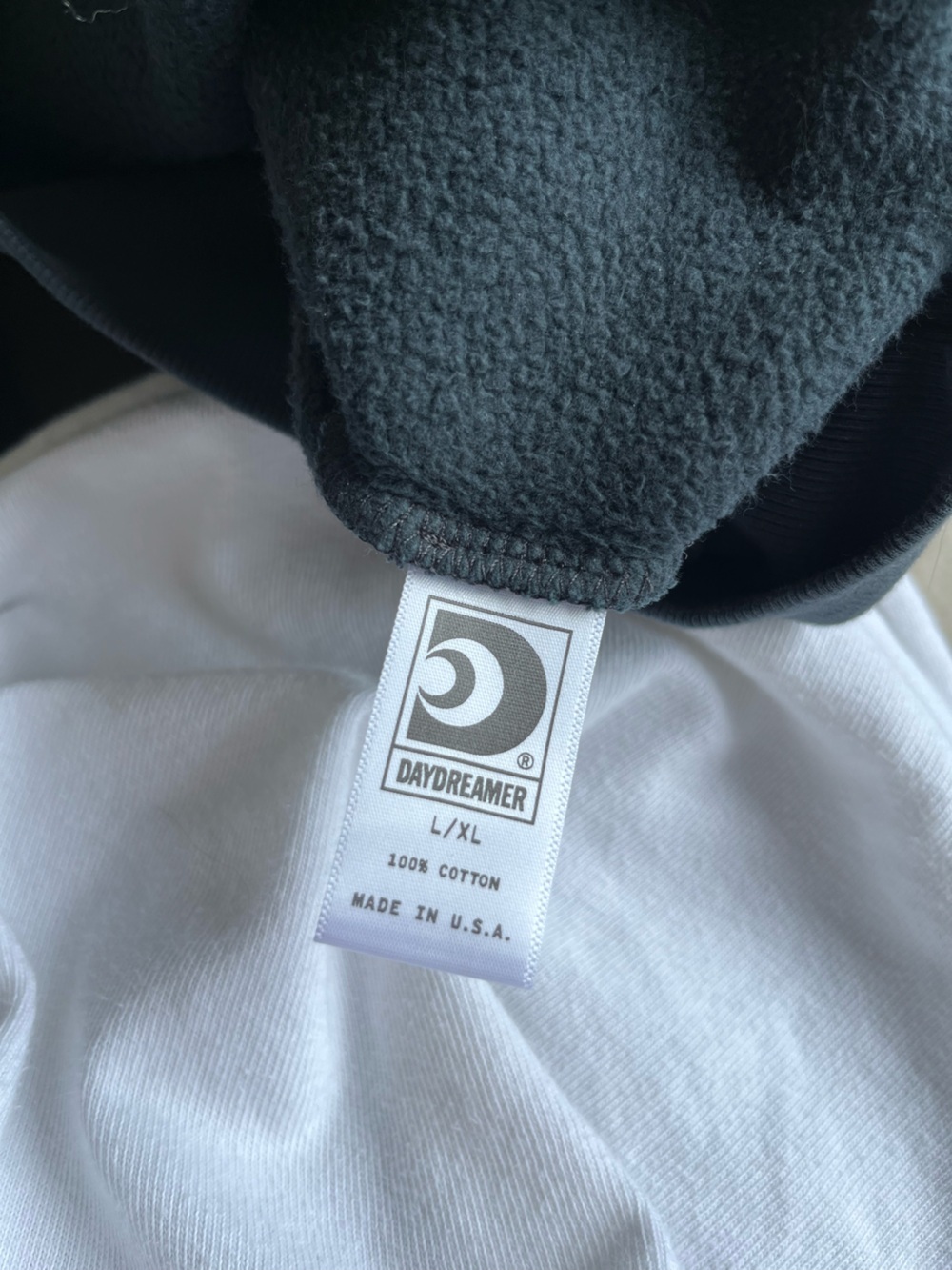 NWT Daydreamer gray Embellished with ski patches Crewneck Sweatshirt - Picture 8 of 10